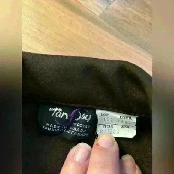 Beautiful blazer by Tan Jay brown size 12 - Picture 2 of 5